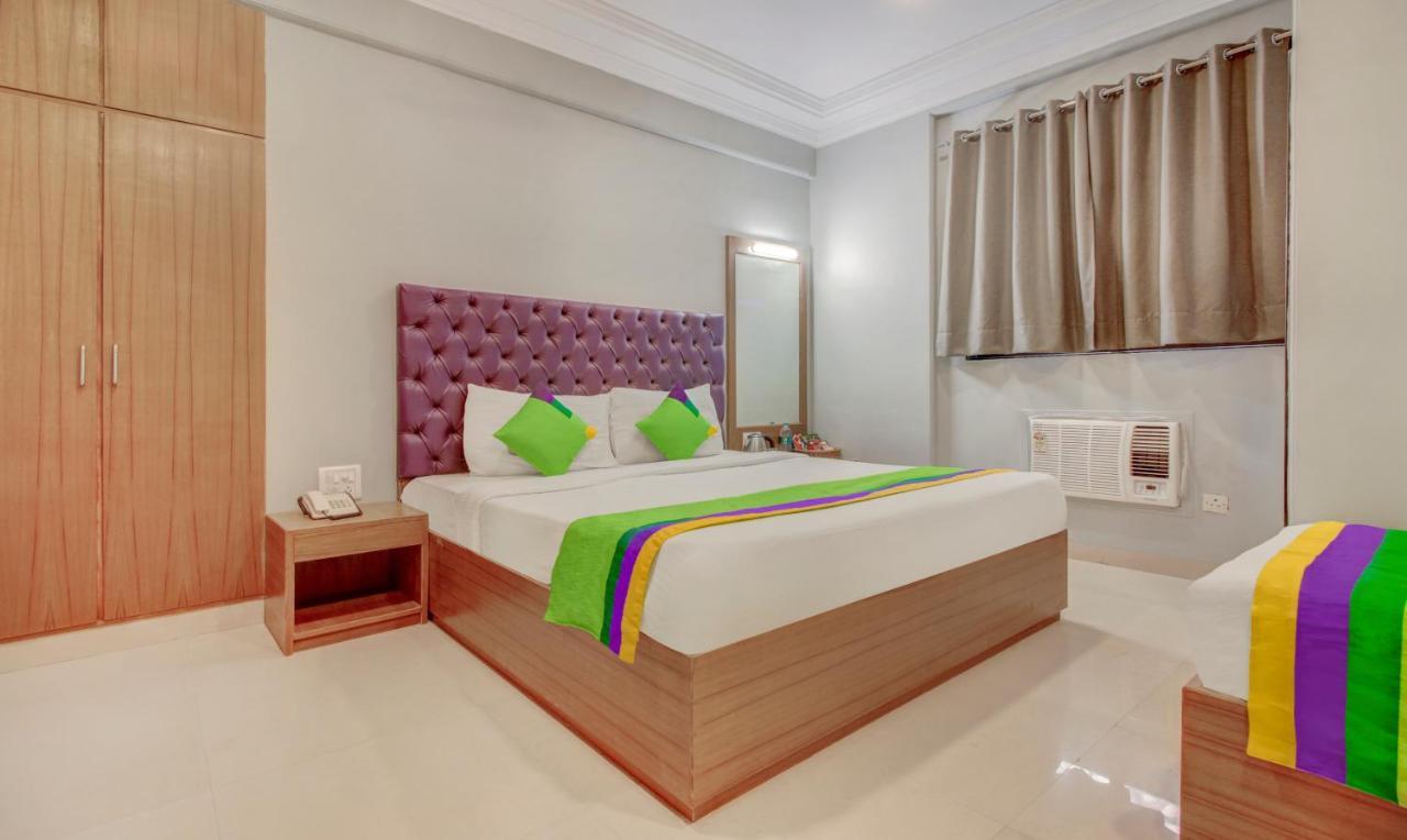 Treebo Cruz Royale Santacruz West Otel Mumbai Dış mekan fotoğraf