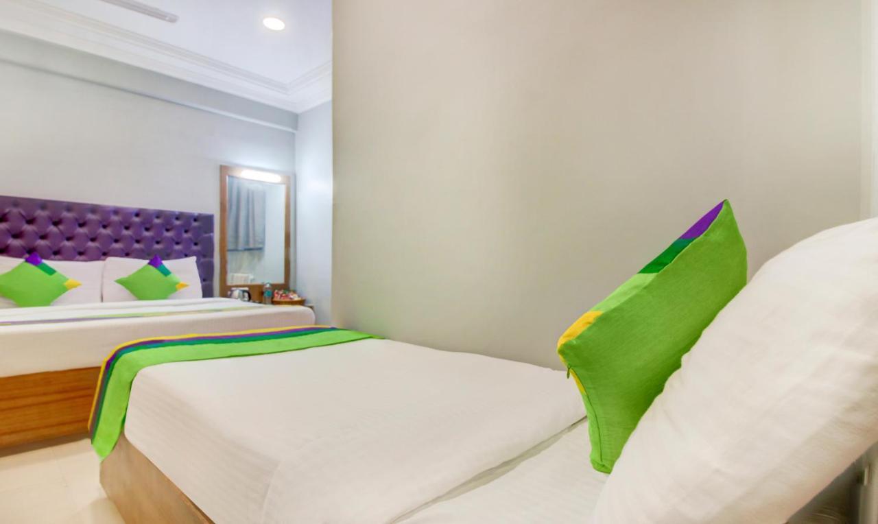 Treebo Cruz Royale Santacruz West Otel Mumbai Dış mekan fotoğraf