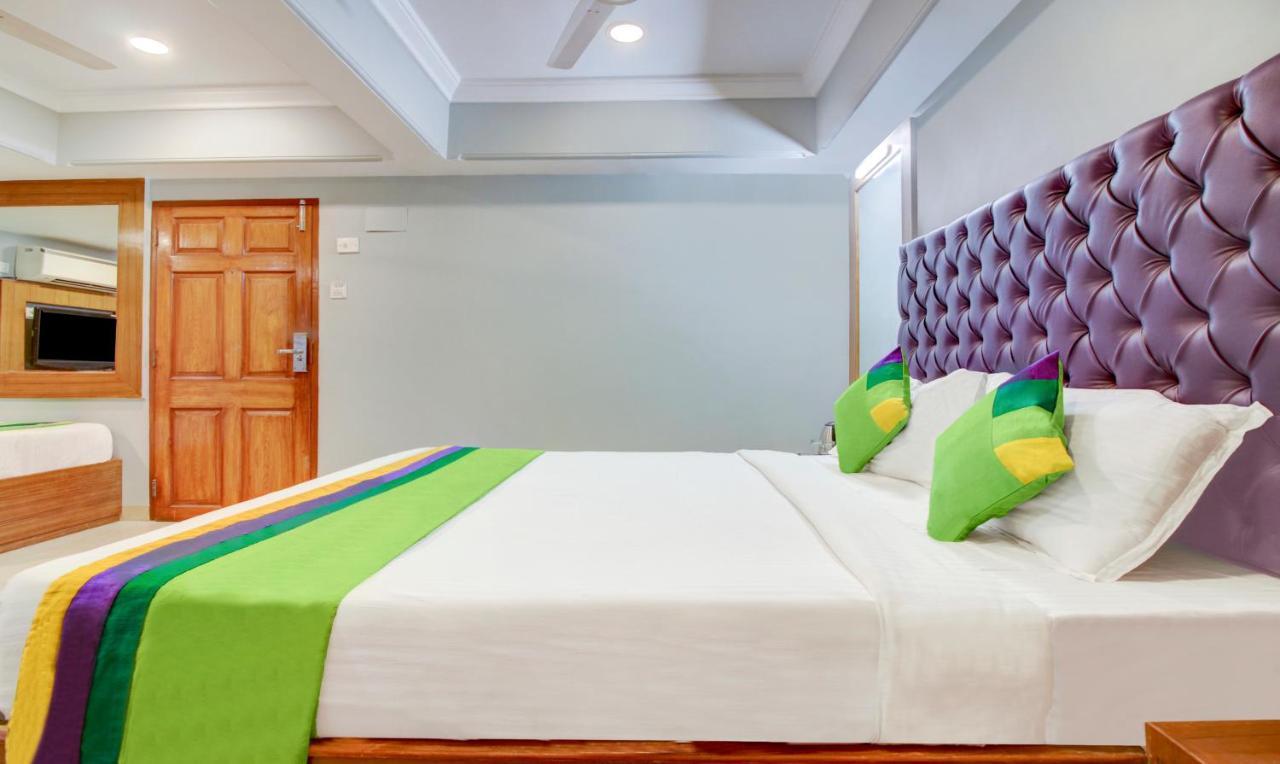 Treebo Cruz Royale Santacruz West Otel Mumbai Dış mekan fotoğraf
