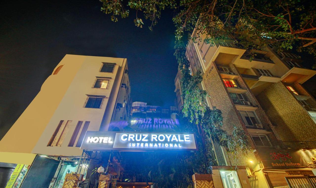 Treebo Cruz Royale Santacruz West Otel Mumbai Dış mekan fotoğraf