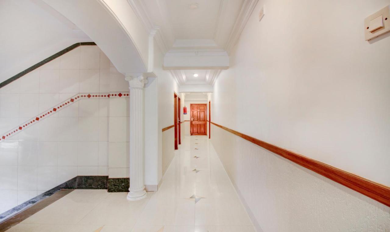 Treebo Cruz Royale Santacruz West Otel Mumbai Dış mekan fotoğraf