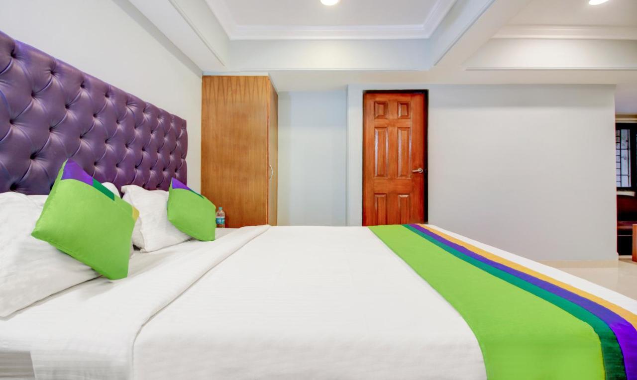 Treebo Cruz Royale Santacruz West Otel Mumbai Dış mekan fotoğraf